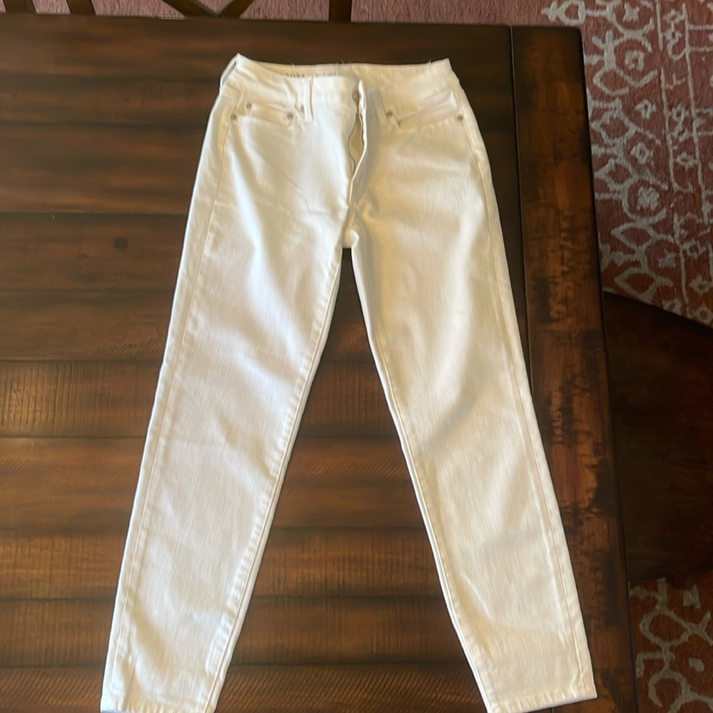 Talbots Flawless Women's "Girl" Jeans - white-Never Worn- size 2